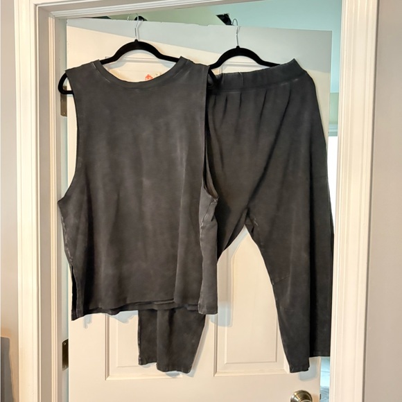 Free People Movement Relaxed Set Hot Shot NWT medium black - Picture 5 of 10